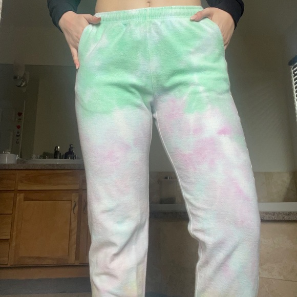 Madhappy Sweatpants - Picture 4 of 4